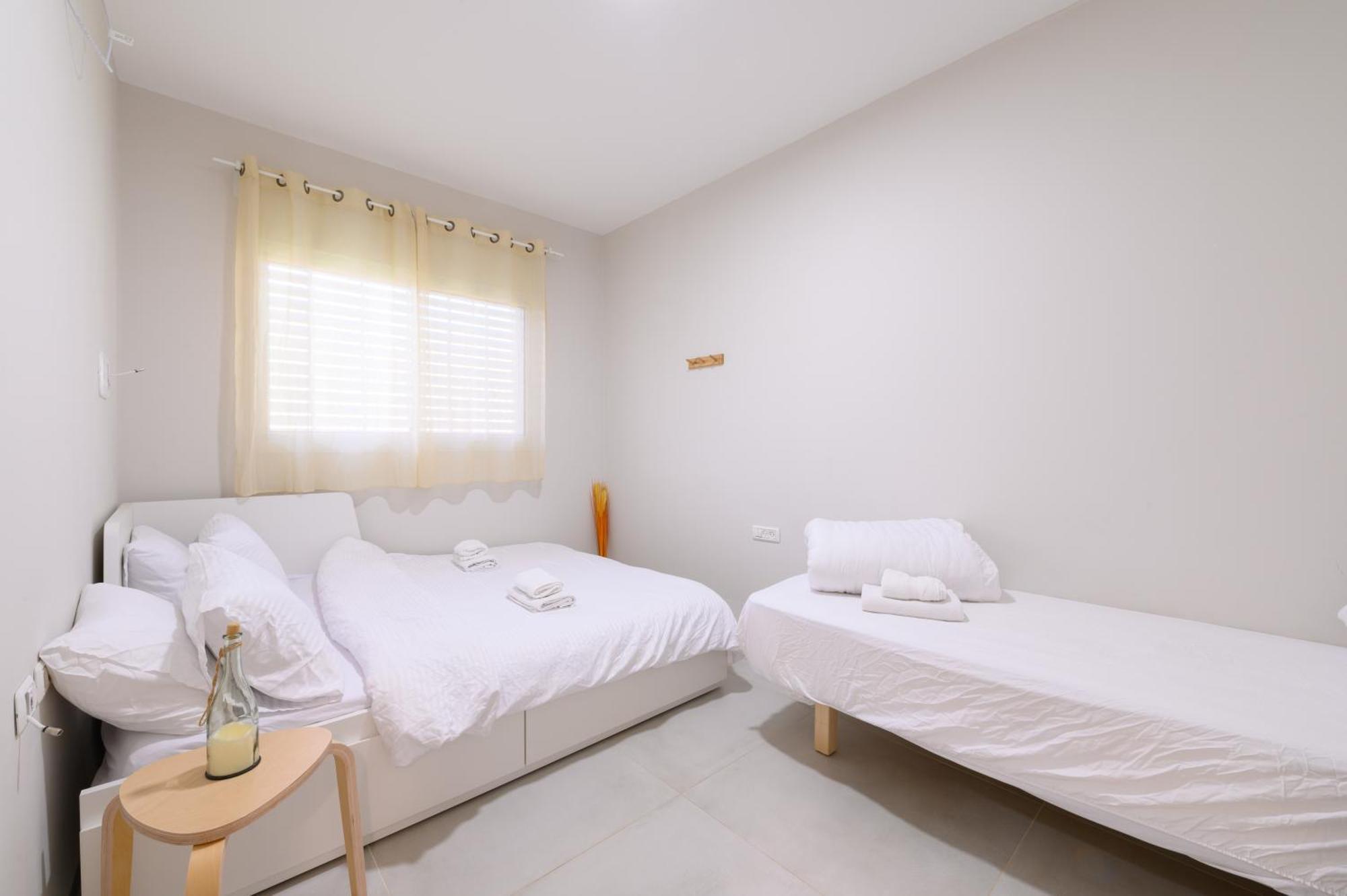 דירת נופש מרחבים Merhavim Villa Shadmot Devora Kültér fotó